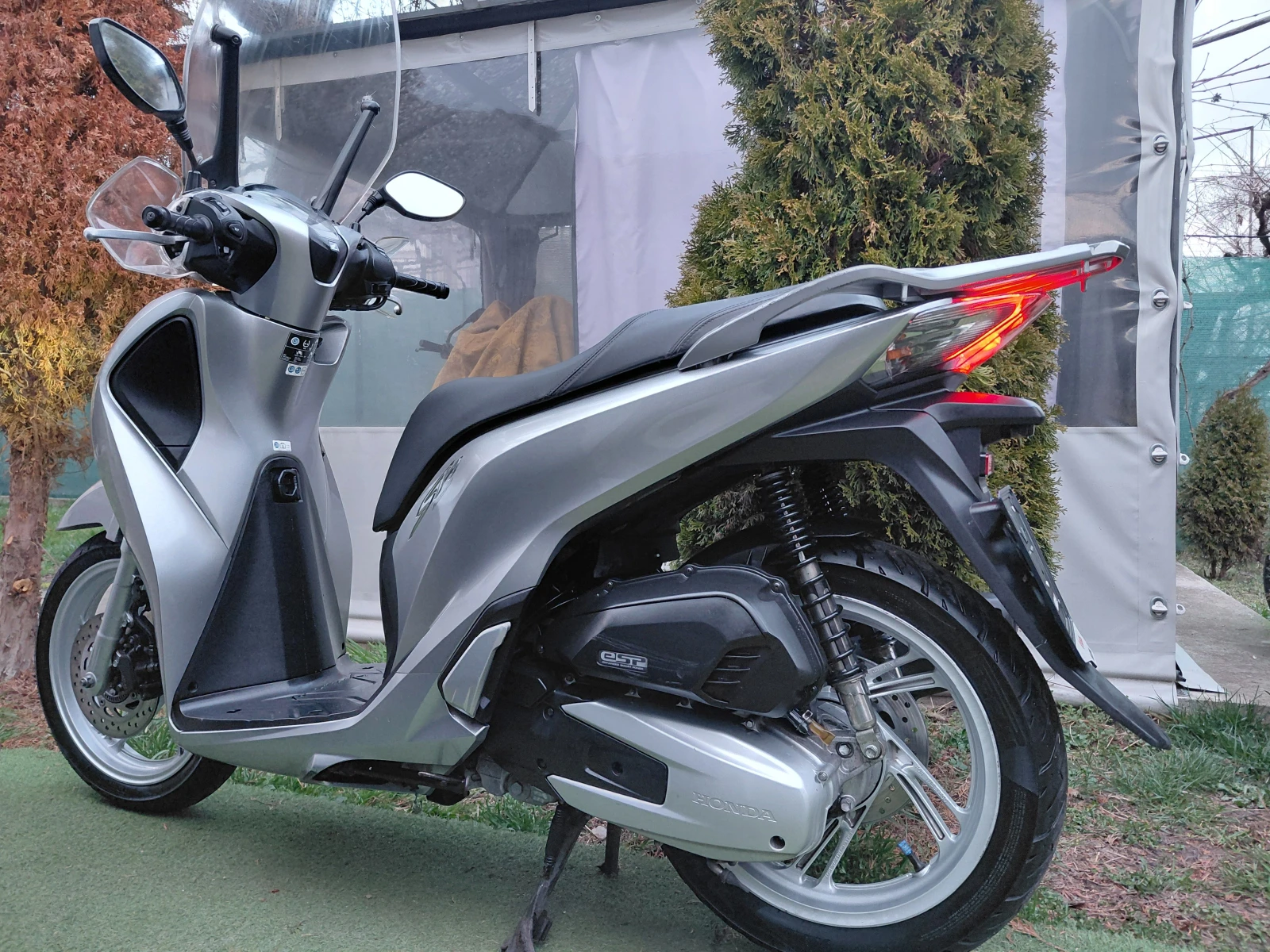 Honda Sh Abs/fulled/keyless , снимка 12 - Мотоциклети и мототехника - 54431060