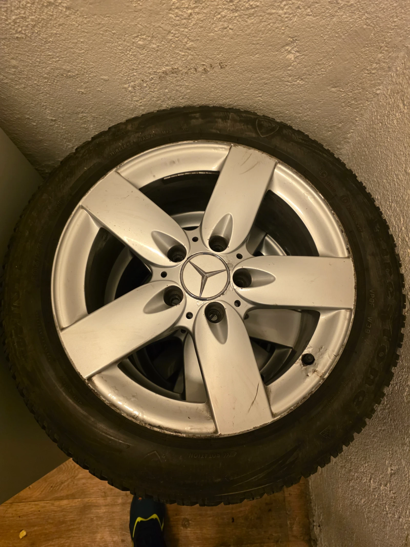 ���� � ������ 205/55R16 �� Mercedes-Benz C 180 | Mobile.bg � ����������� 2