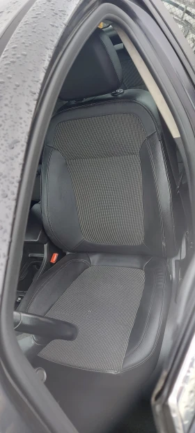 Opel Astra 1.7CDTI ЛИЗИНГ, снимка 11