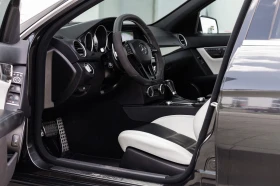 Mercedes-Benz C 63 AMG, снимка 7
