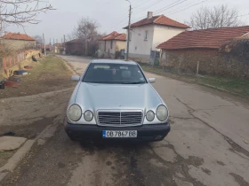 Mercedes-Benz E 200 Газ инжекцион 2.0, снимка 4