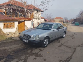 Mercedes-Benz E 200 Газ инжекцион 2.0, снимка 1