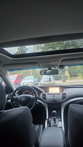 Honda Accord 8ма генерация, 2.4 бензин, 201 к.с. executive + , снимка 13