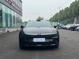������ Zeekr 7 GT