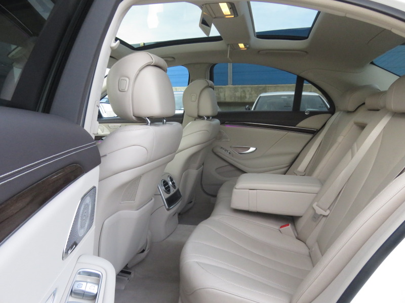 Mercedes-Benz S 400 d 4-MATIC, AMG Paket, Oбдухване, Вакуми, Панорама , снимка 14 - Автомобили и джипове - 44989380