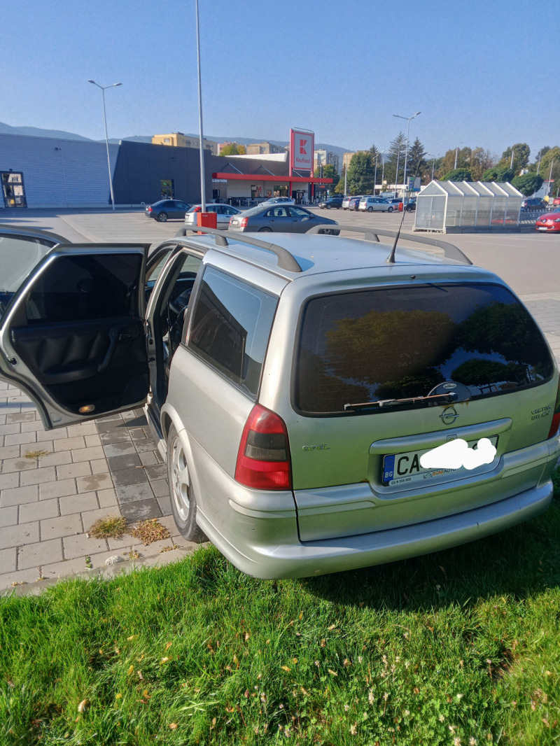 Opel Vectra, снимка 3 - Автомобили и джипове - 46162153