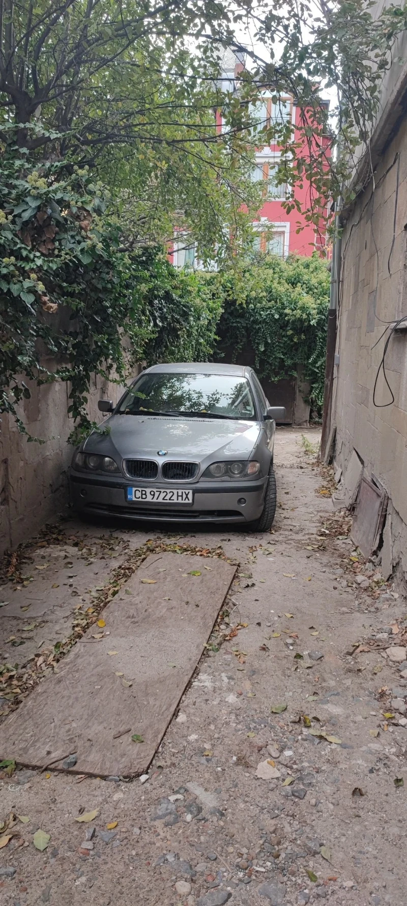 BMW 320, снимка 2 - Автомобили и джипове - 47681367