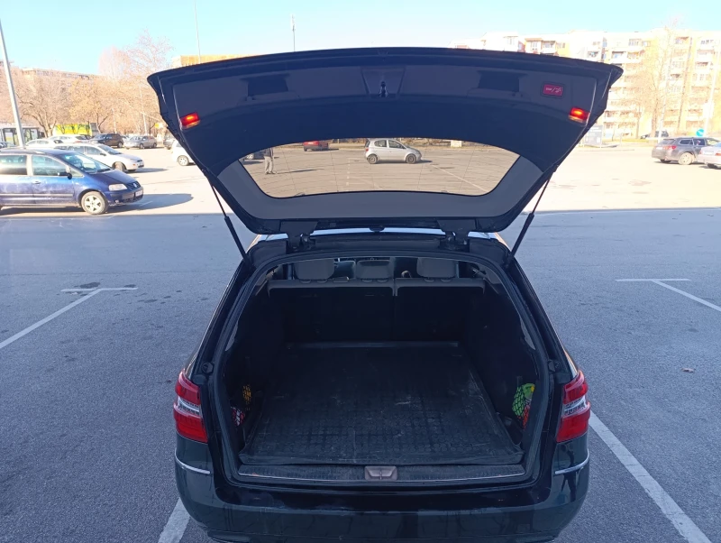 Mercedes-Benz E 250, снимка 9 - Автомобили и джипове - 48365053