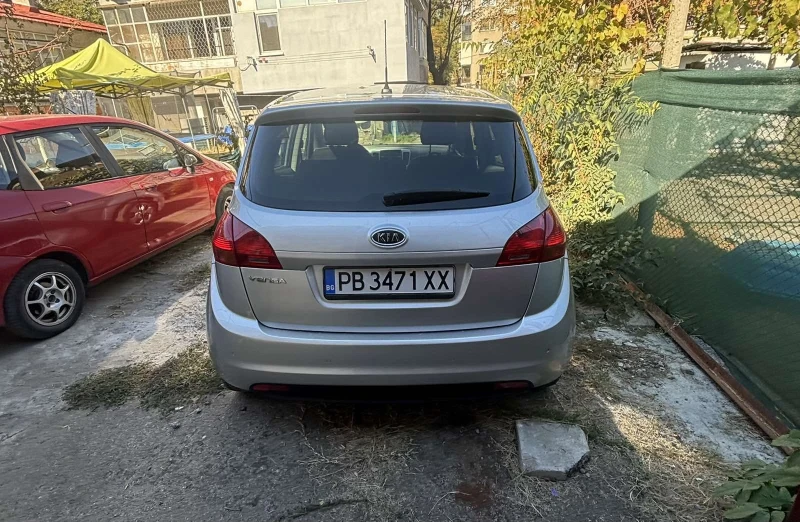 Kia Venga, снимка 9 - Автомобили и джипове - 48584933