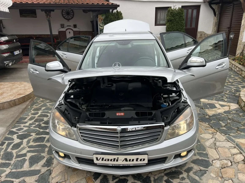 Mercedes-Benz C 220 cdi, снимка 9 - Автомобили и джипове - 48709498