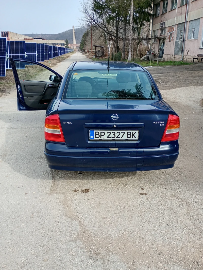 Opel Astra 1.4.  90, снимка 5 - Автомобили и джипове - 49289507