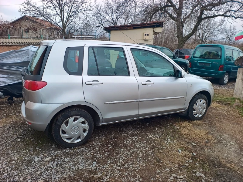 Mazda 2 1.3 I/ Климатик , снимка 8 - Автомобили и джипове - 49340876