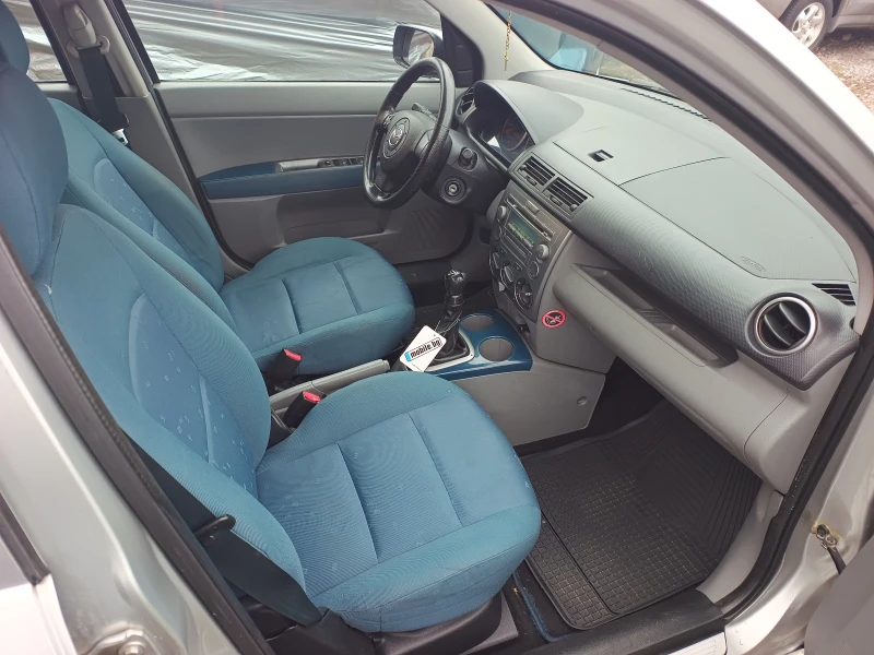 Mazda 2 1.3 I/ Климатик , снимка 11 - Автомобили и джипове - 49340876