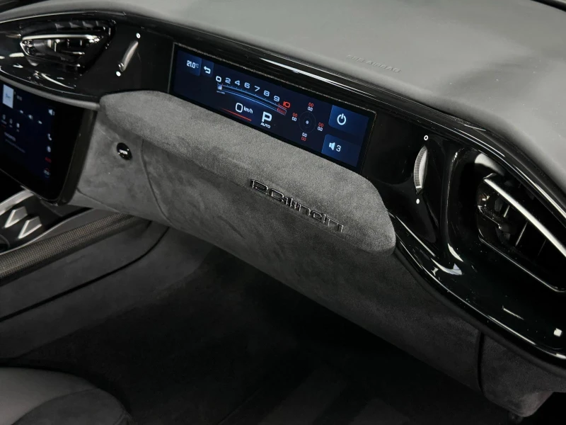 Ferrari 812 Superfast 12 CILINDRI Rosso Corsa CARBON, снимка 10 - Автомобили и джипове - 51793459