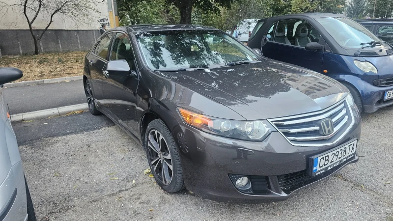Honda Accord 8ма генерация, 2.4 бензин, 201 к.с. executive + , снимка 2 - Автомобили и джипове - 51949862