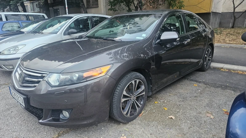 Honda Accord 8ма генерация, 2.4 бензин, 201 к.с. executive + , снимка 3 - Автомобили и джипове - 51949862