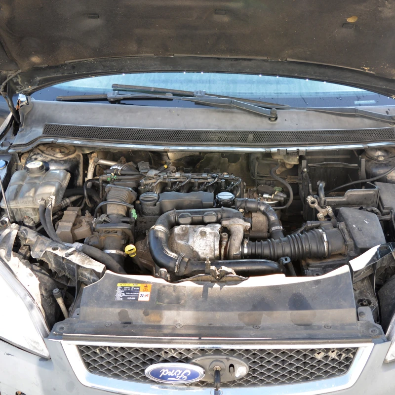 Ford Focus 1.6 TDCI, снимка 8 - Автомобили и джипове - 52164152