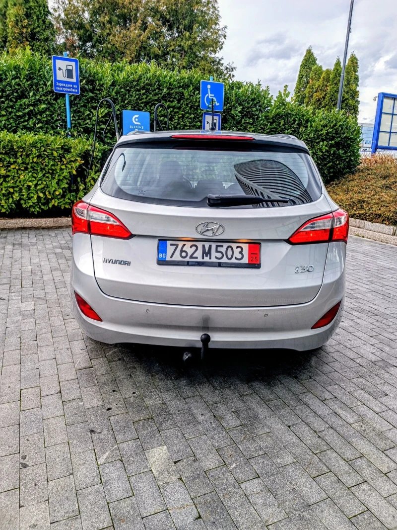 Hyundai I30 1.6 CRDI, LED | ПОДГРЕВ | КЛИМАТРОНИК | , снимка 5 - Автомобили и джипове - 52746019