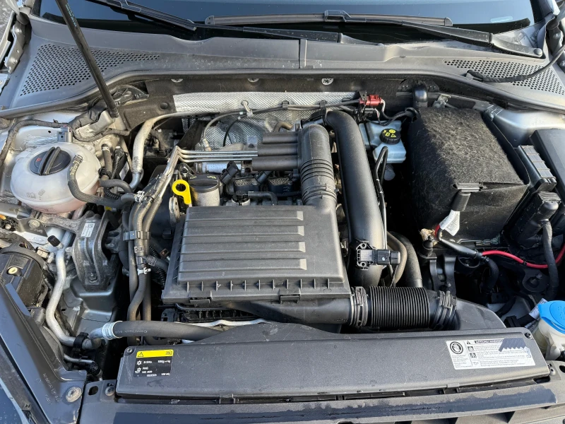 VW Golf 1.2i 7Bluemotion, снимка 14 - Автомобили и джипове - 53129930