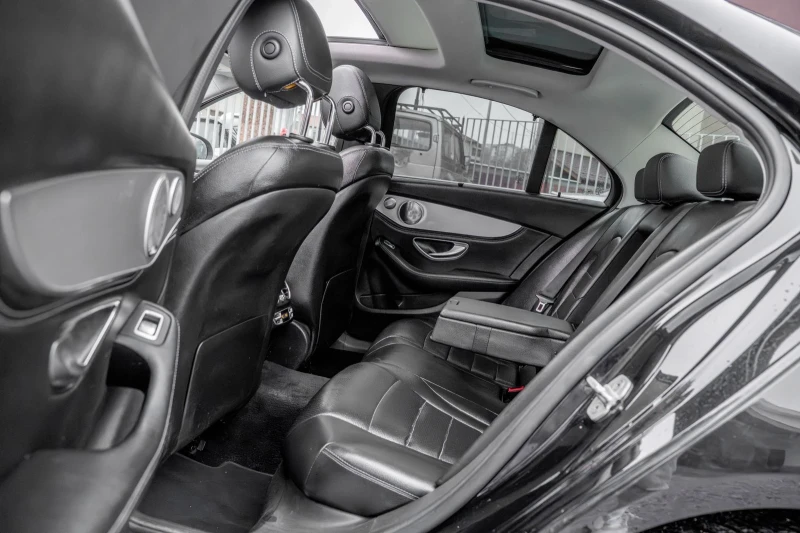 Mercedes-Benz C 220 BlueTEC-AMG-PANORAMA-BURMESTER-HEADUP-KEYLESS-FULL, снимка 16 - Автомобили и джипове - 53575644