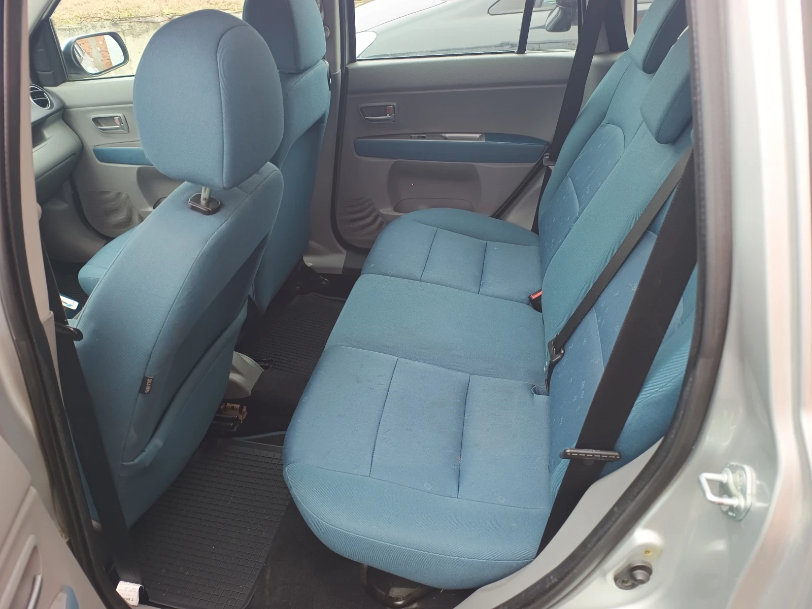 Mazda 2 1.3 I/   | Mobile.bg   12