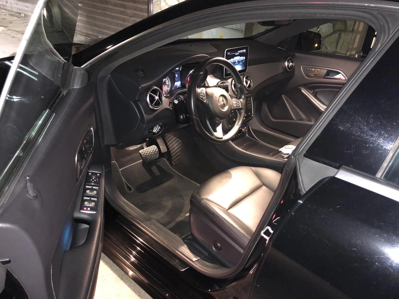 Mercedes-Benz CLA 250 AMG , 4MATIC - изображение 9