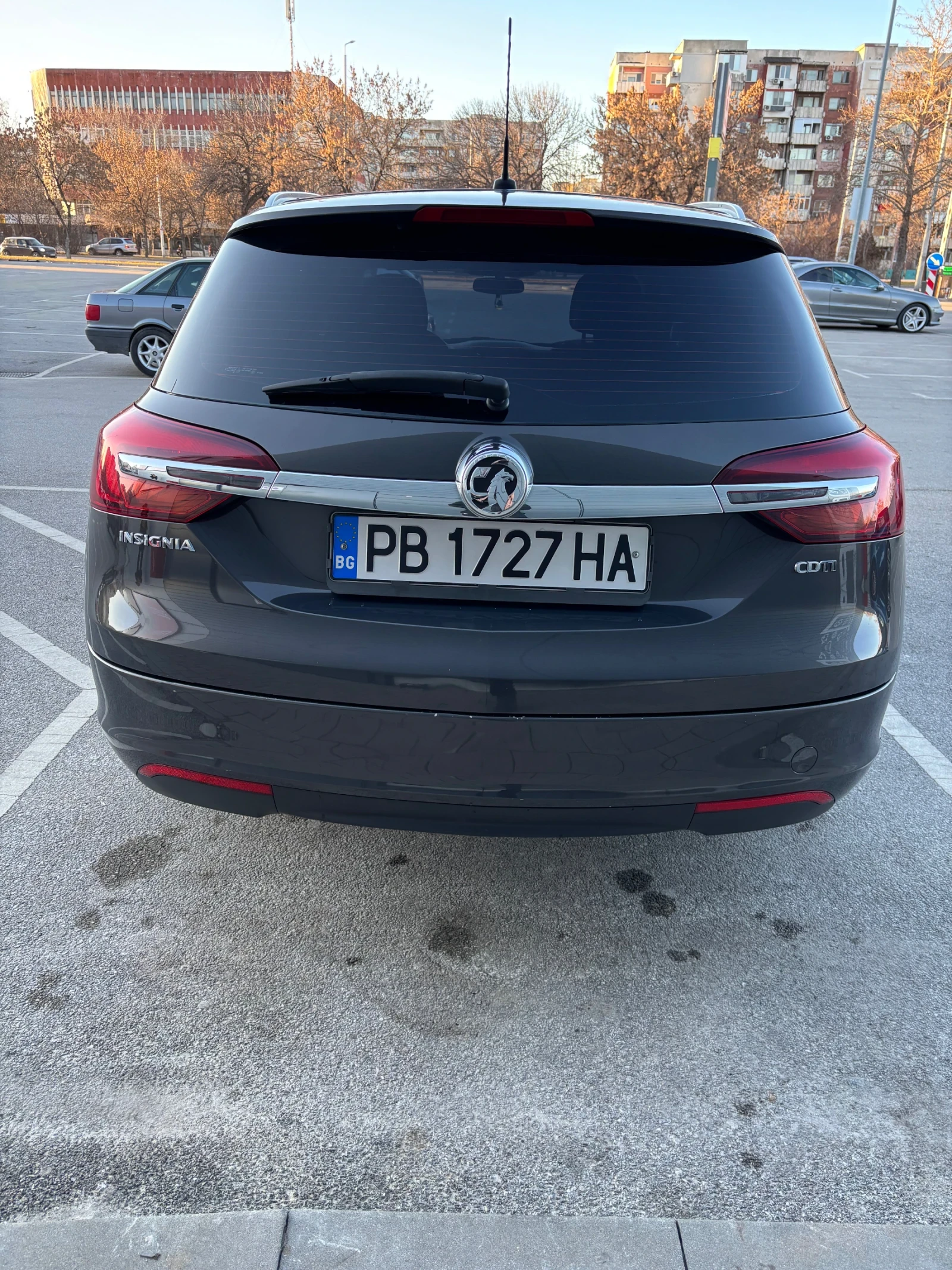 Opel Insignia 2.0 - изображение 6