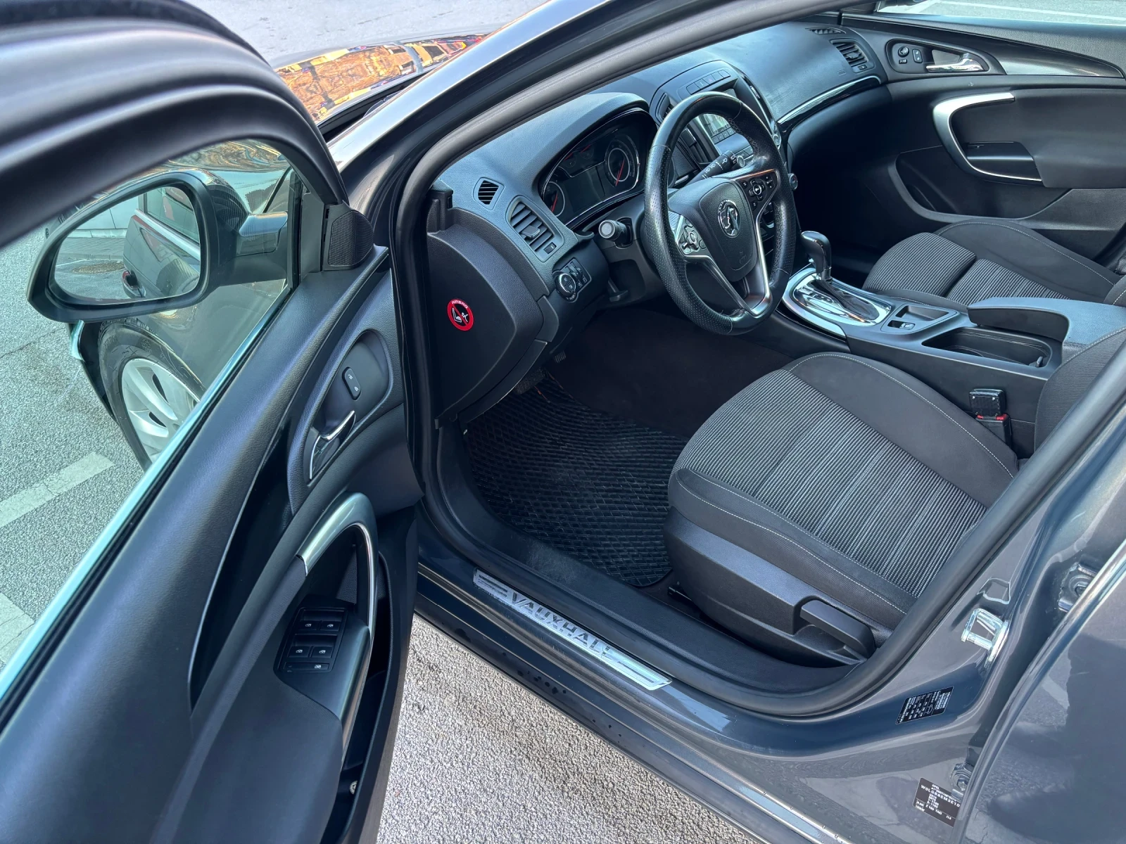 Opel Insignia 2.0 - изображение 7