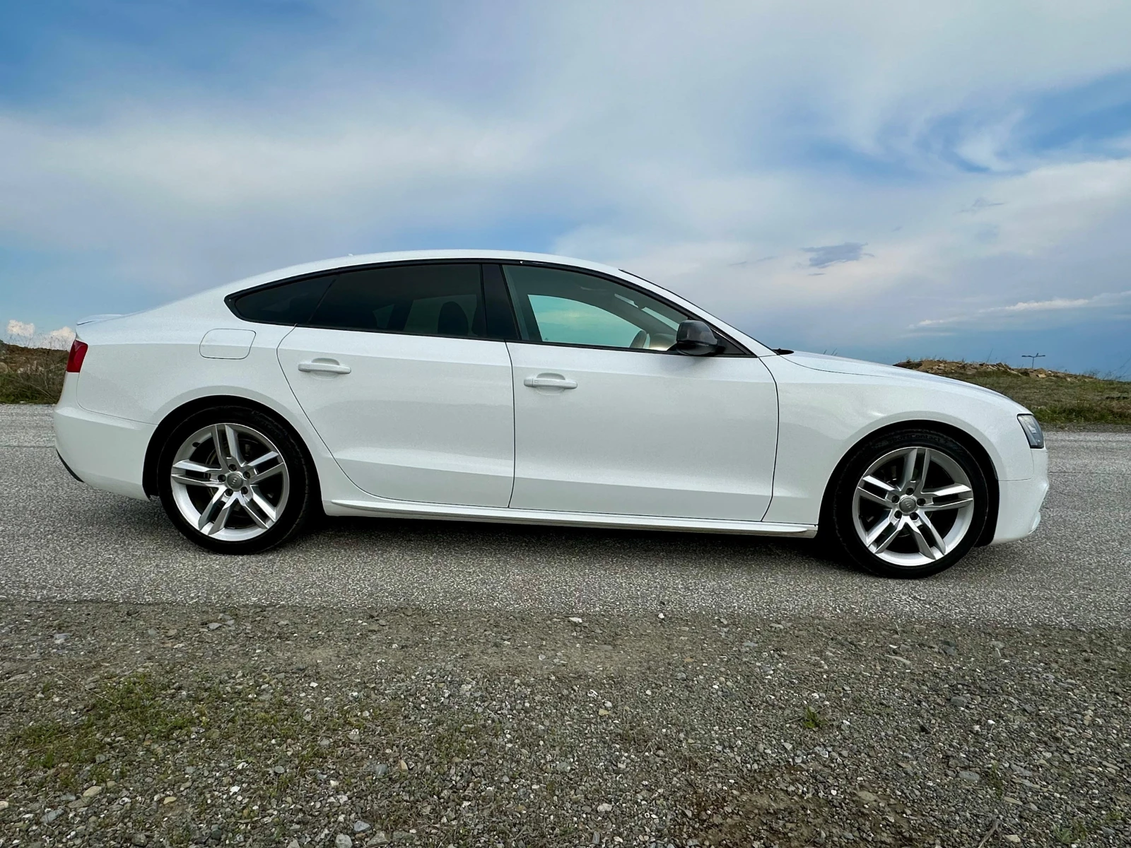 Audi A5 2.0TDI 3xS-line+ * KEYLESS GO* ALCANTARA - изображение 4