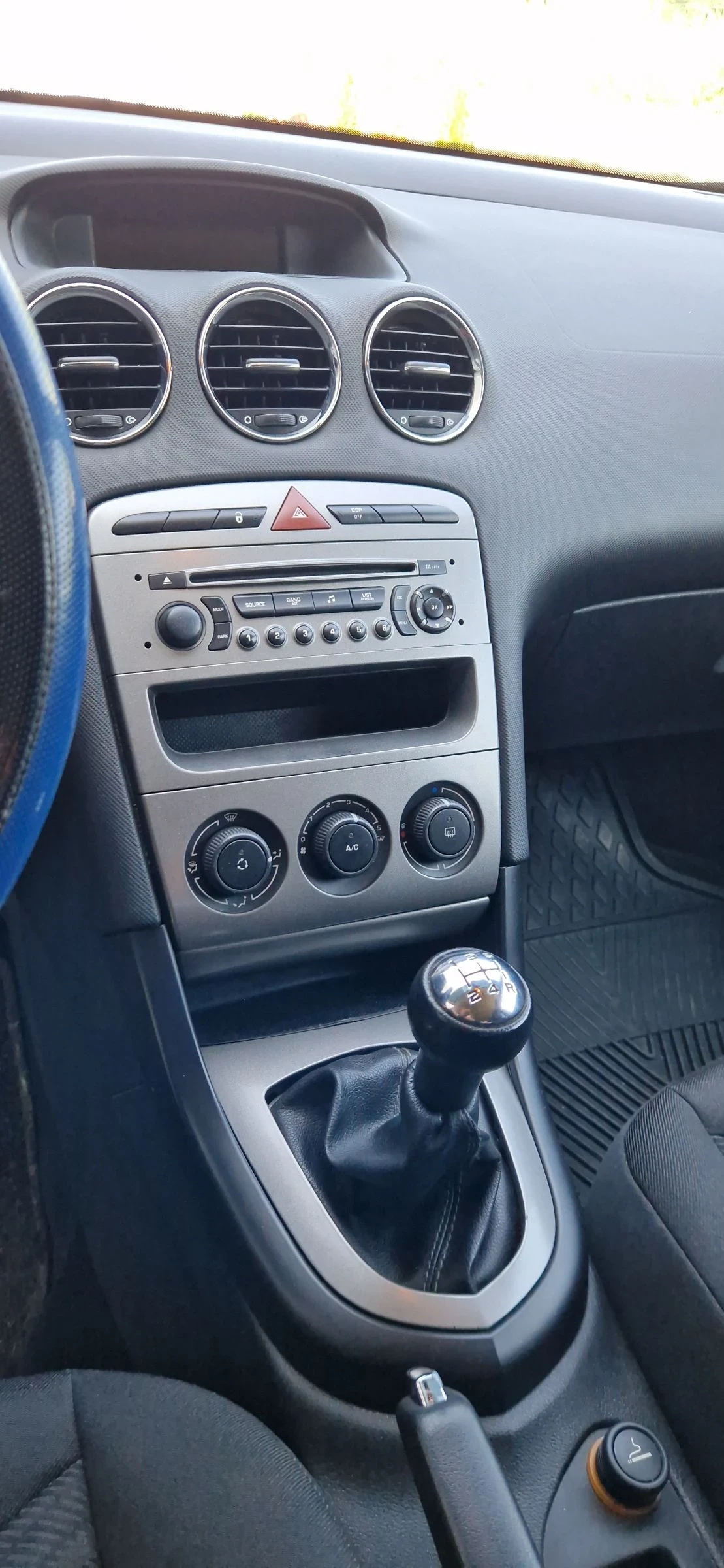 Peugeot 308 Бензин-газ, 165000 км реални - изображение 7
