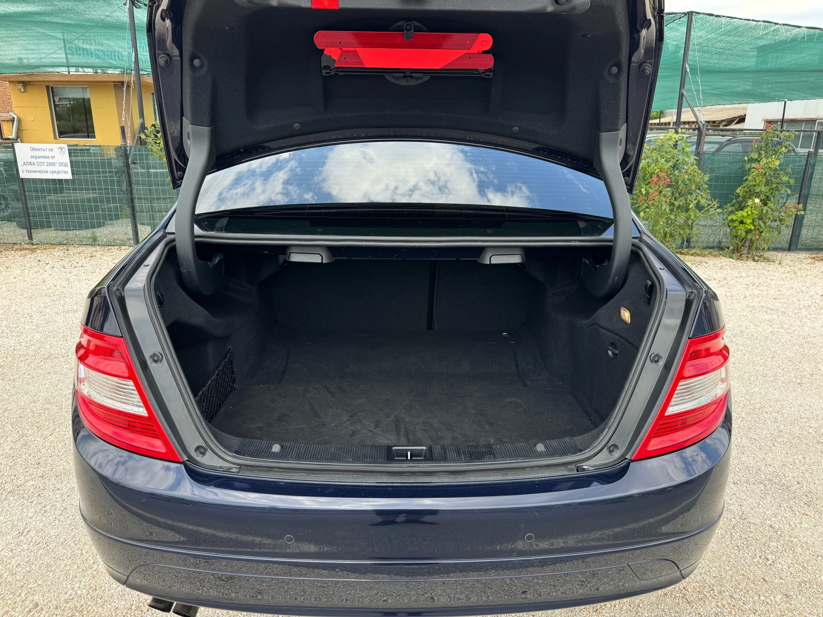 Mercedes-Benz C 180 1.8i KOMPRESSOR ТОП СЪСТОЯНИЕ - изображение 8