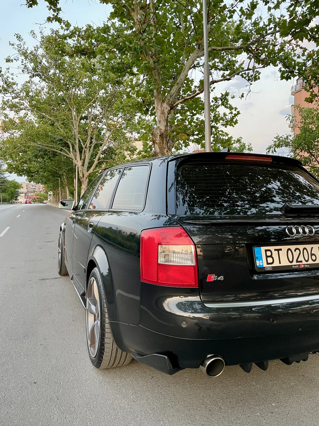 Audi A4 B6 2.4 V6  - изображение 4