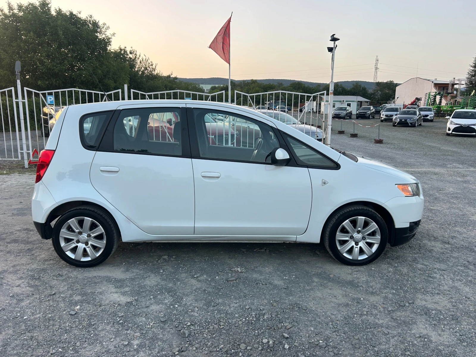 Mitsubishi Colt 1.3i БЕНЗИН /  АВТОМАТИК / РЕАЛНИ 170 000 км  - изображение 4