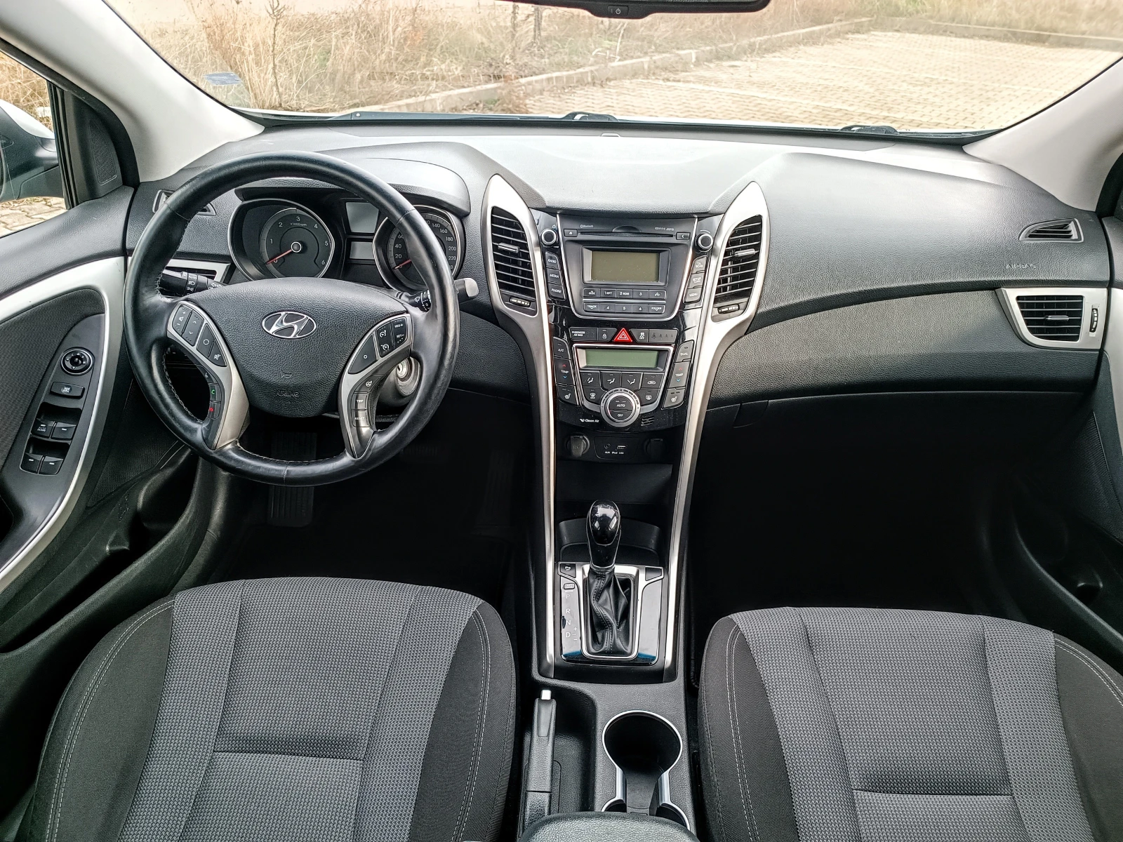 Hyundai I30 1.6 CRDI, LED |  |  |  | Mobile.bg   11