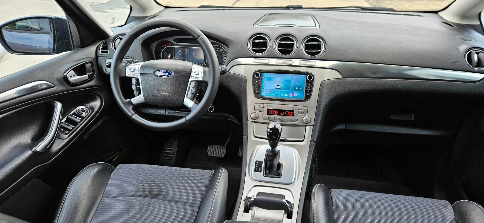 Ford S-Max 2, 0TDCi-140* 2010г* АВТОМАТИК* НАВИ* КАМЕРА* КОЖА, снимка 15 - Автомобили и джипове - 52679370
