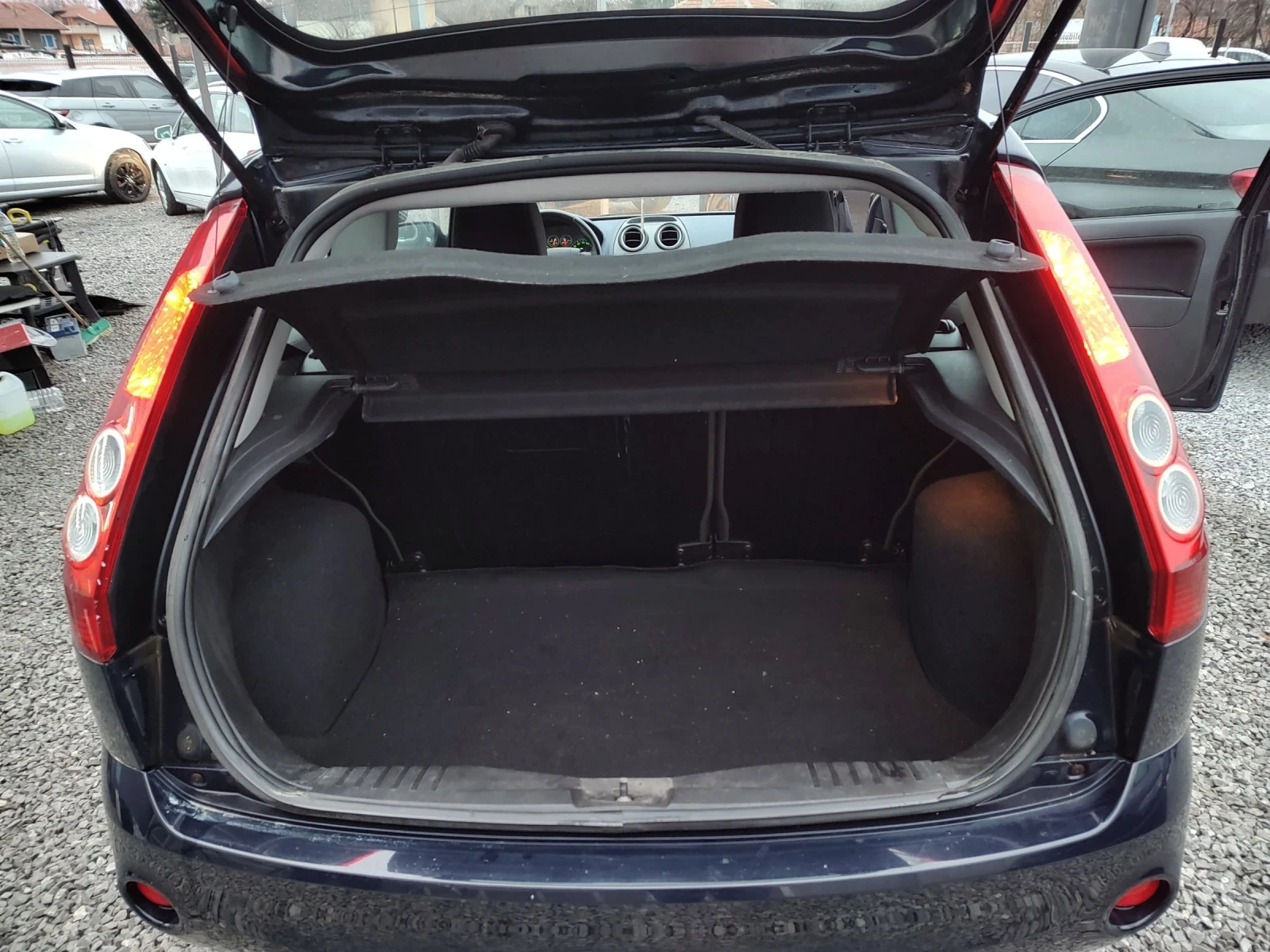 Ford Fiesta 1.2 бензин - изображение 5