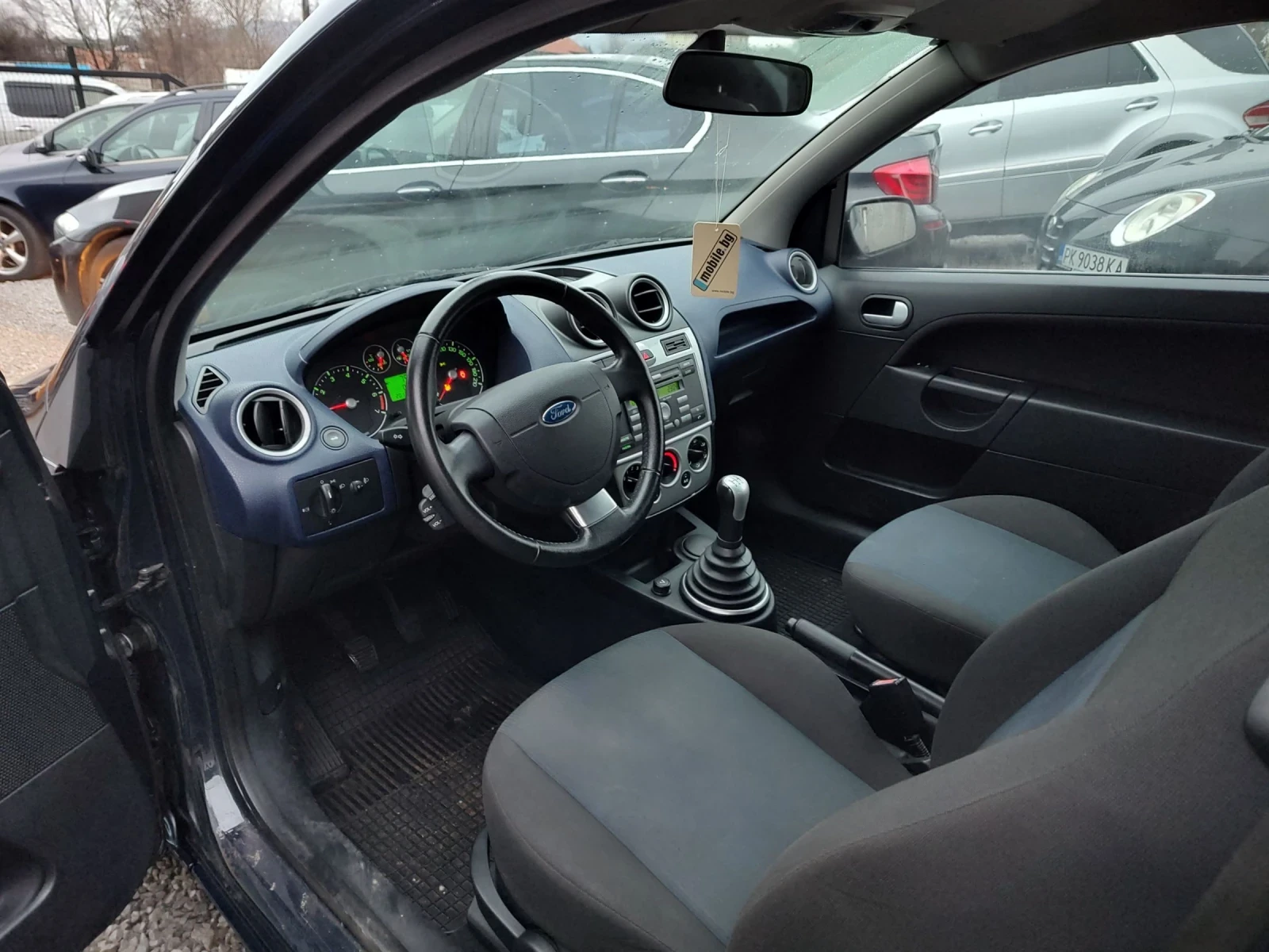 Ford Fiesta 1.2 бензин - изображение 6