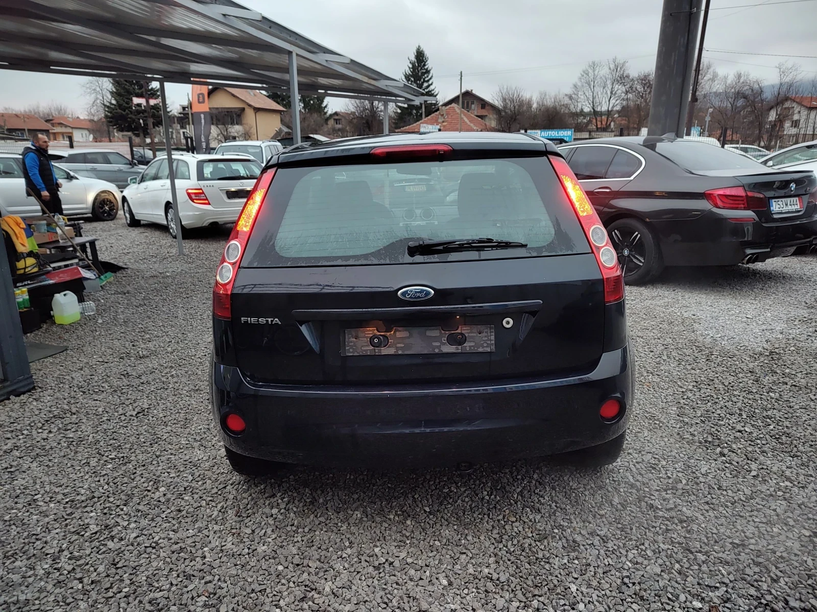 Ford Fiesta 1.2 бензин - изображение 4