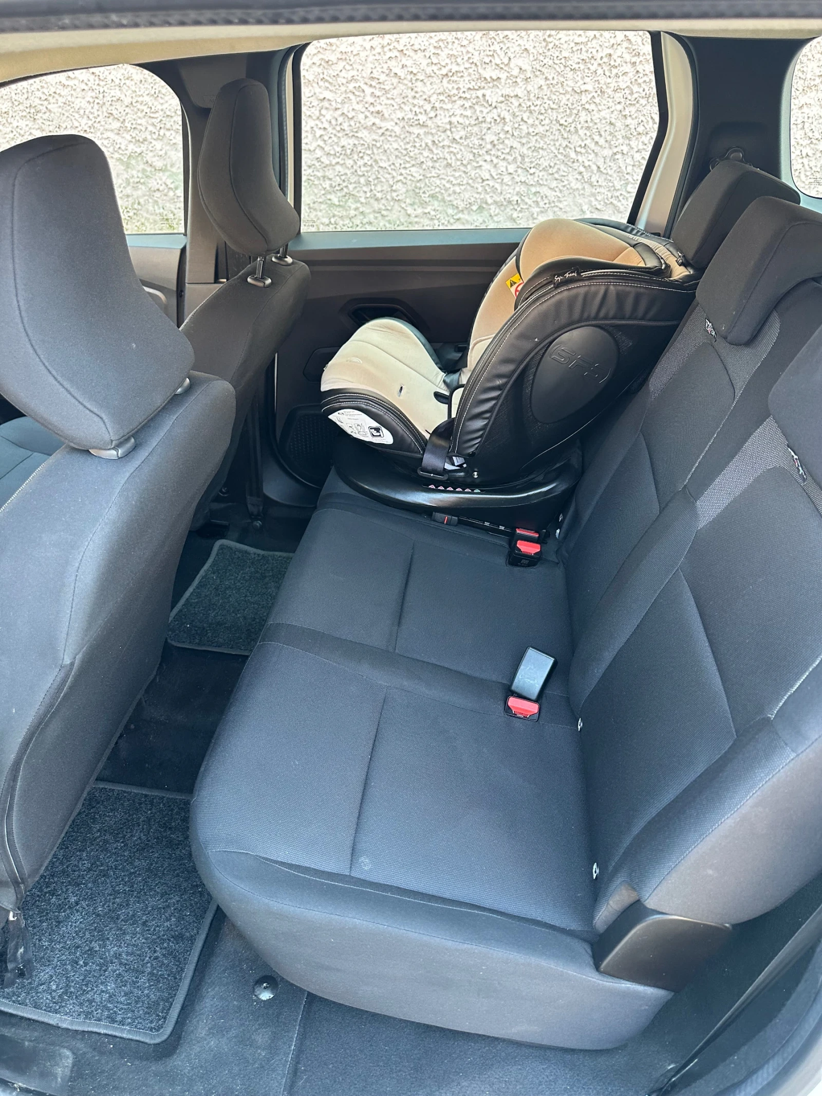 Dacia Jogger, снимка 9 - Автомобили и джипове - 53769271