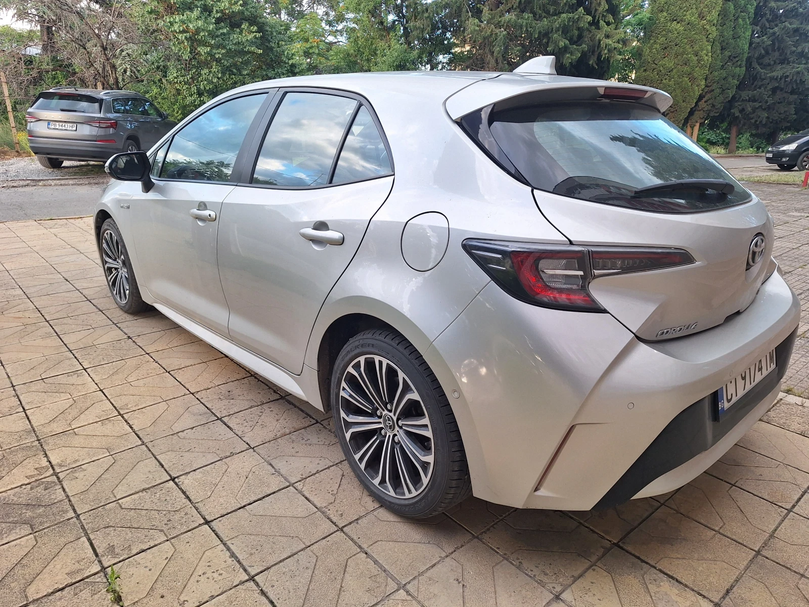 Toyota Corolla 1.8 122кс, снимка 6 - Автомобили и джипове - 54982038