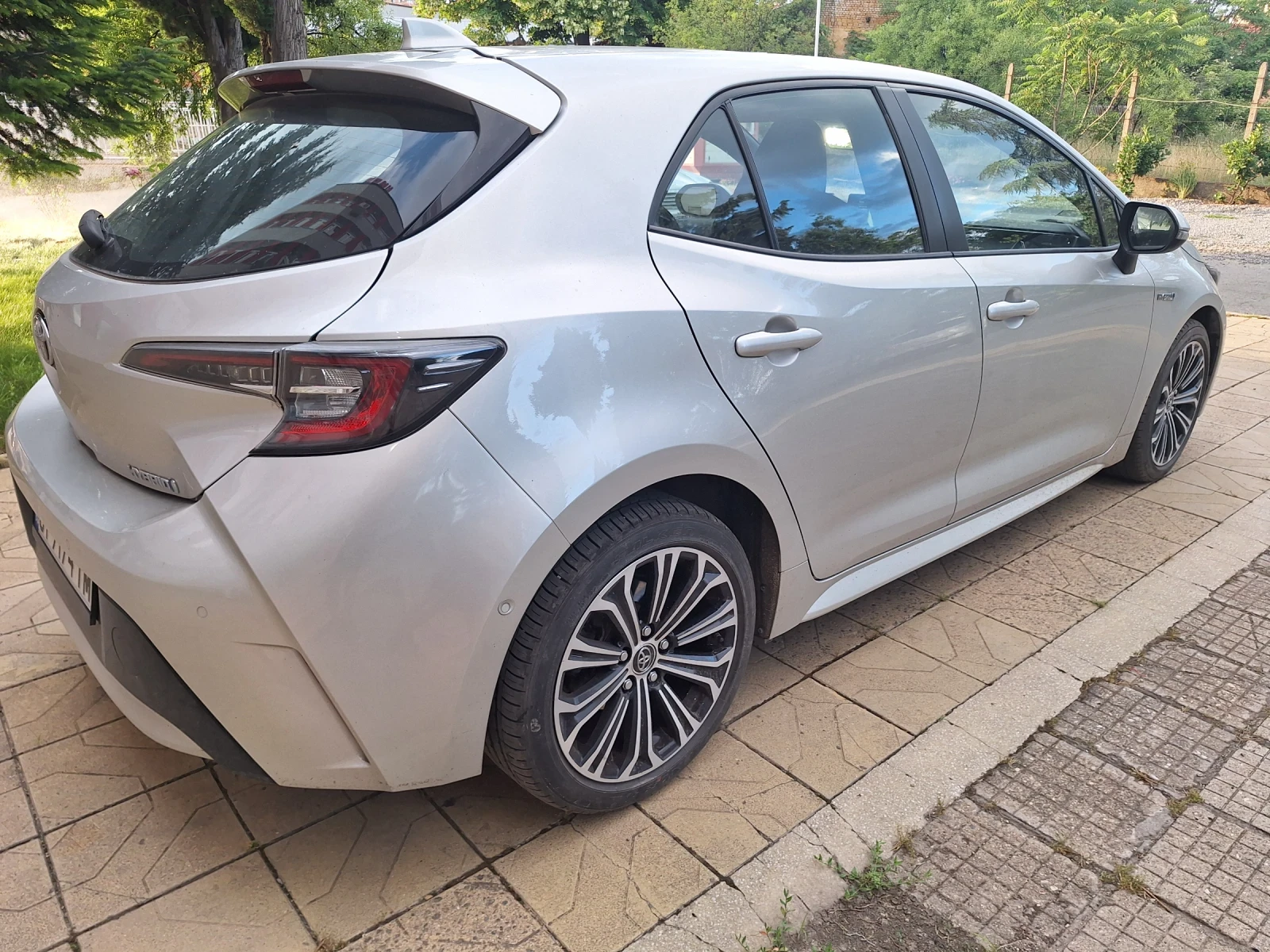 Toyota Corolla 1.8 122кс, снимка 5 - Автомобили и джипове - 54982038