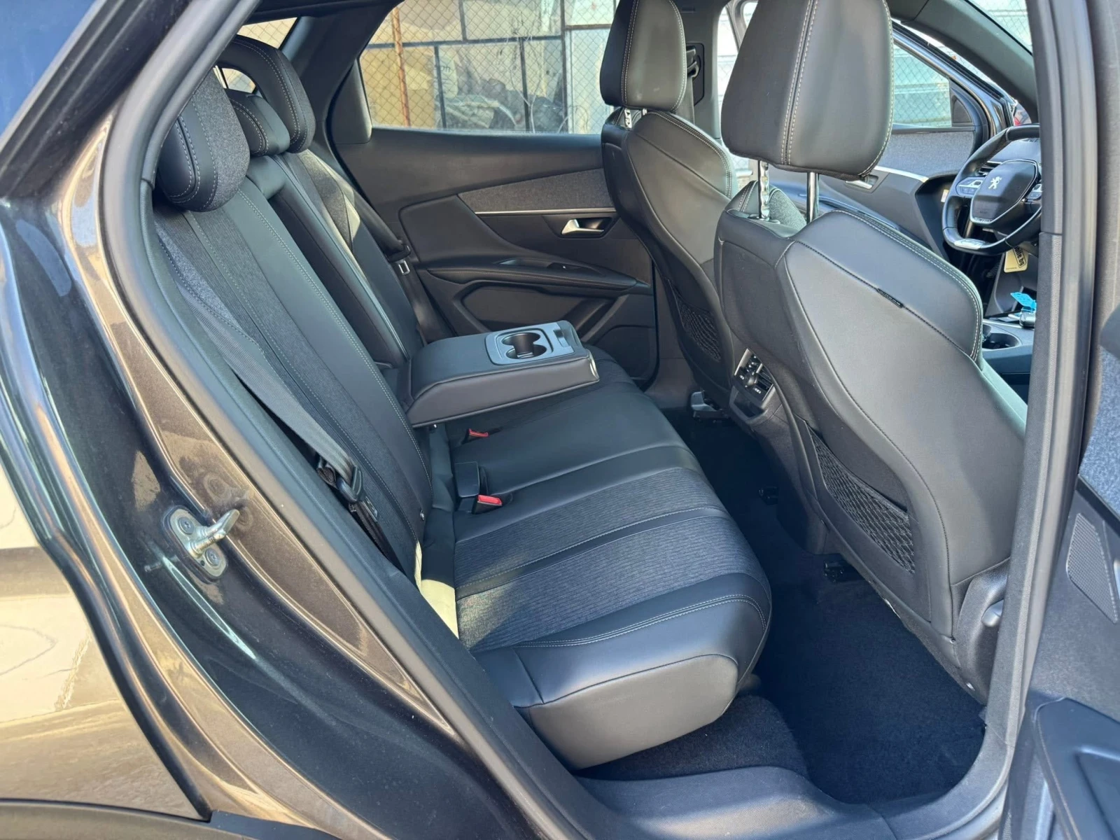 Peugeot 3008 -2.0HDI-GT LINE-FUUL PACK, снимка 15 - Автомобили и джипове - 54090417