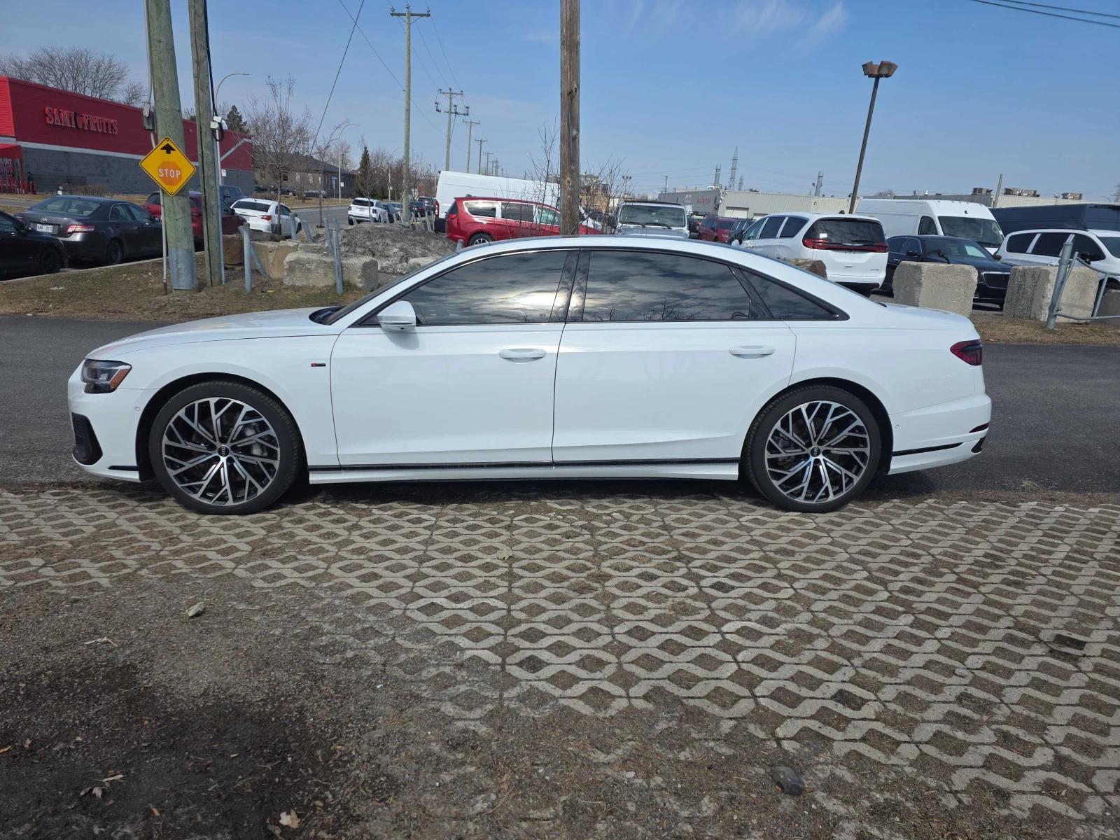 Audi A8 L * * CARFAX * * АВТО КРЕДИТ * * , снимка 4 - Автомобили и джипове - 54156689