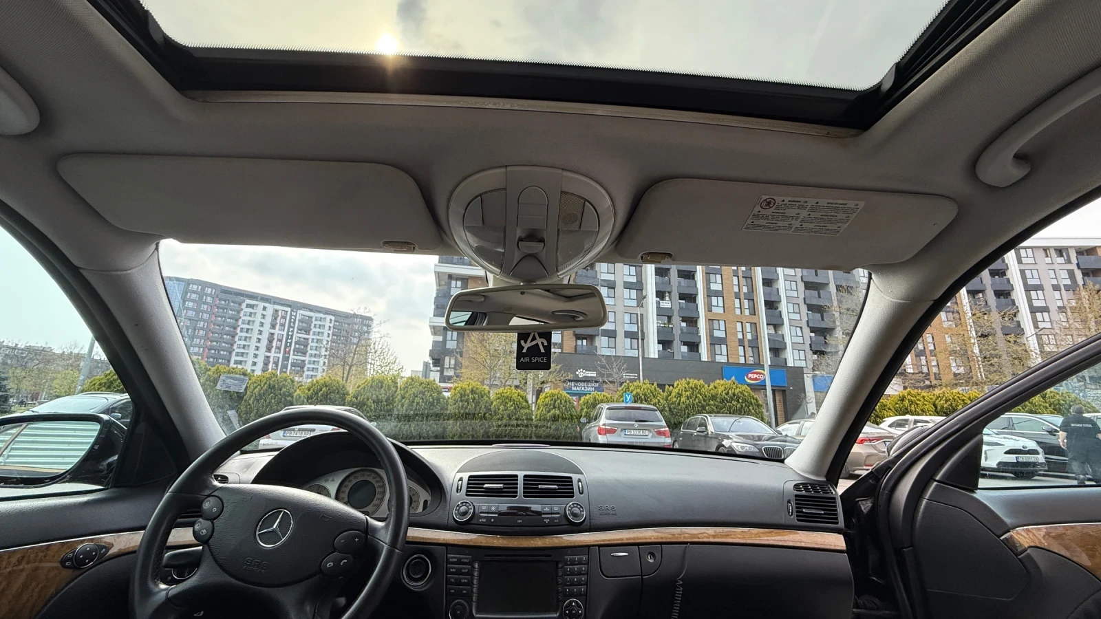 Mercedes-Benz E 280 Е280 3.0 бензин/газ, снимка 12 - Автомобили и джипове - 54181446