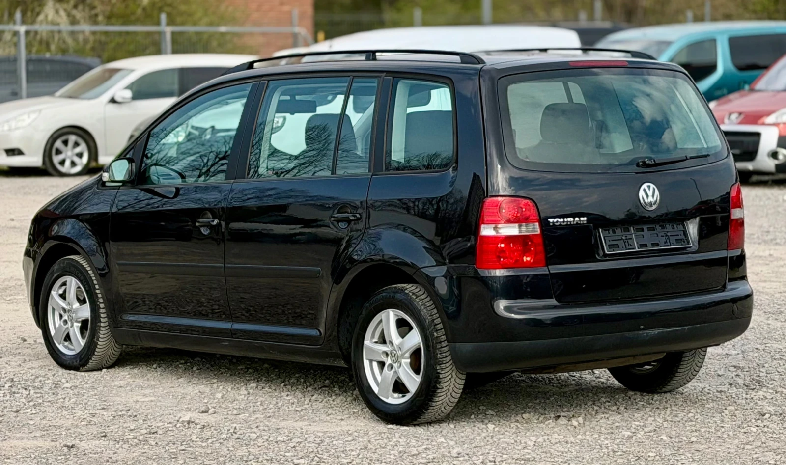 VW Touran 1.9TDi 105к.с * Климатроник* , снимка 4 - Автомобили и джипове - 54208533