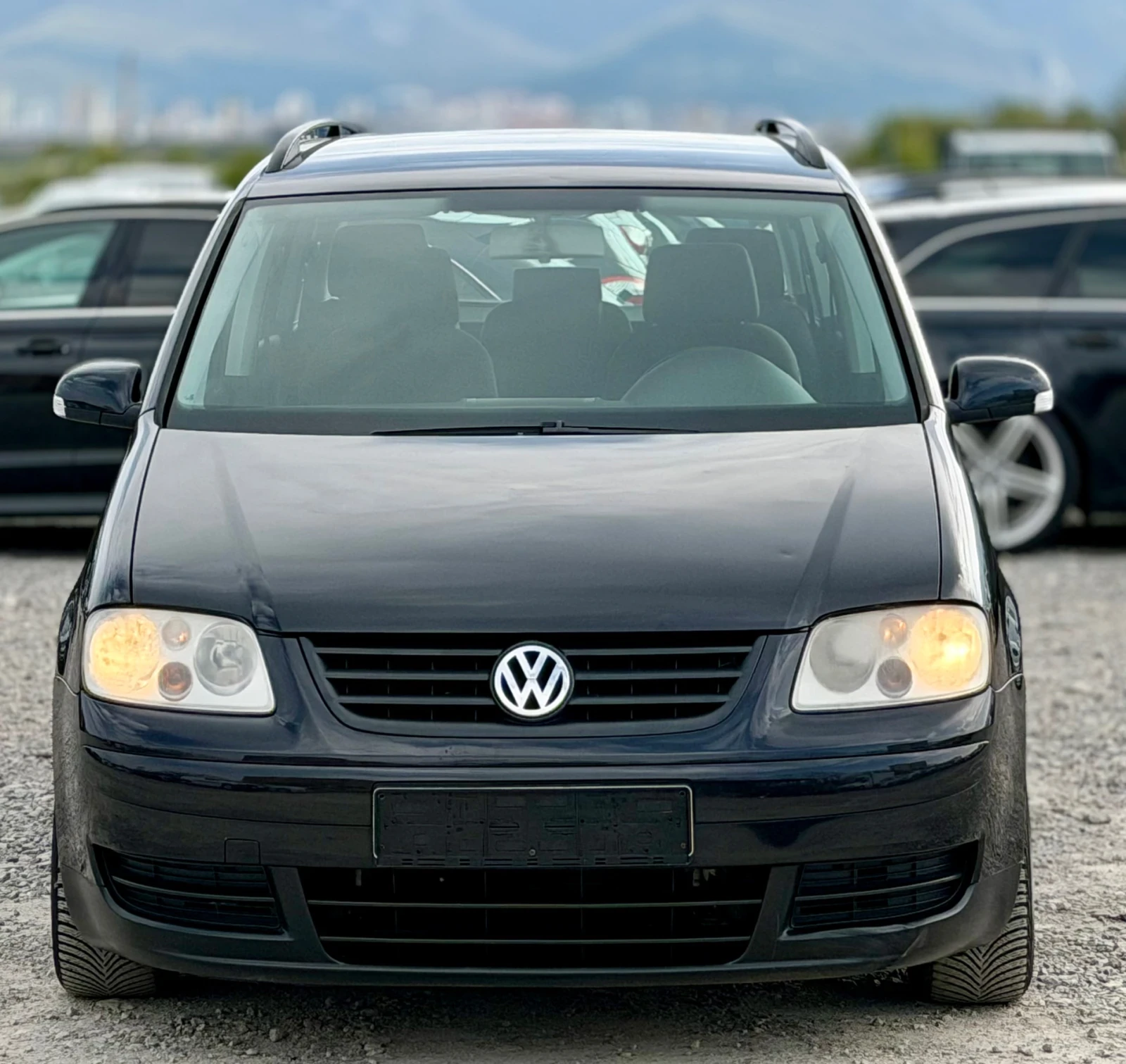 VW Touran 1.9TDi 105к.с * Климатроник* , снимка 2 - Автомобили и джипове - 54208533