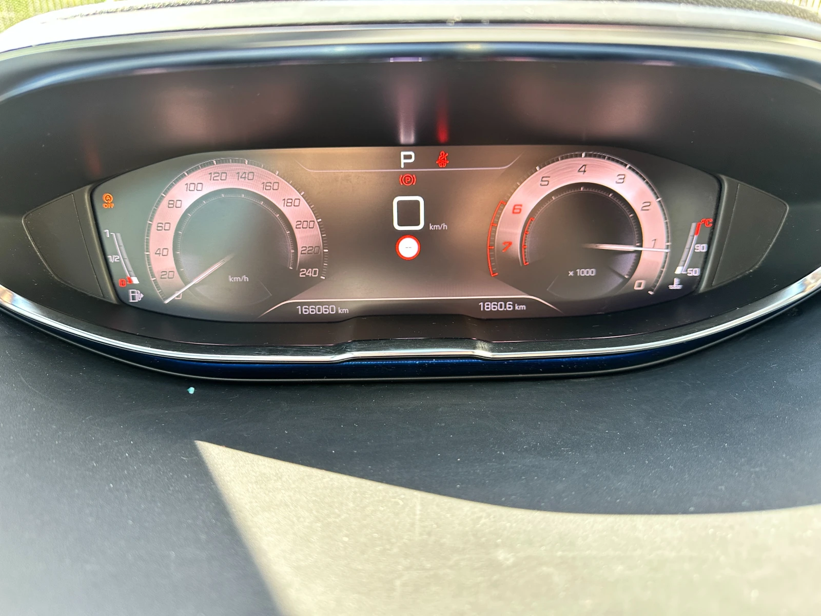 Peugeot 3008 1.2i GT, снимка 11 - Автомобили и джипове - 54218502