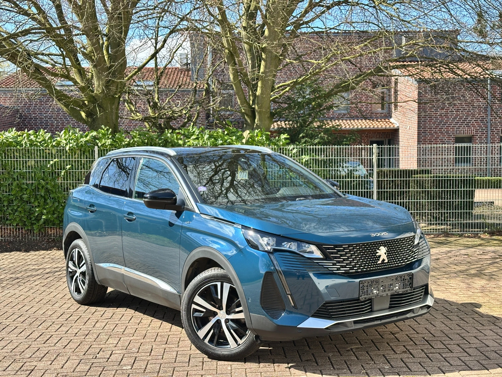 Peugeot 3008 1.2i GT