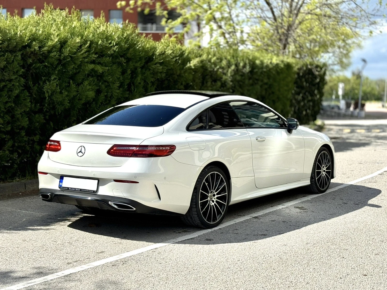 Mercedes-Benz E 220 220cdi Coupe AMG Line , снимка 8 - Автомобили и джипове - 54402617