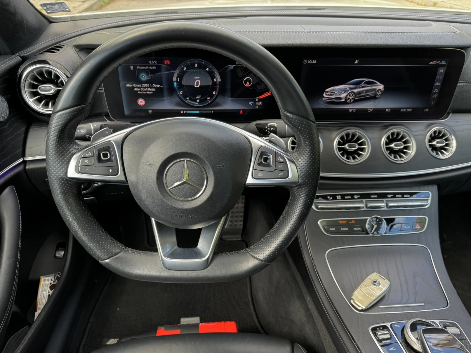Mercedes-Benz E 220 220cdi Coupe AMG Line , снимка 11 - Автомобили и джипове - 54402617